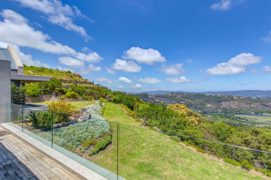 5 Bedroom Property for Sale in Simola Western Cape